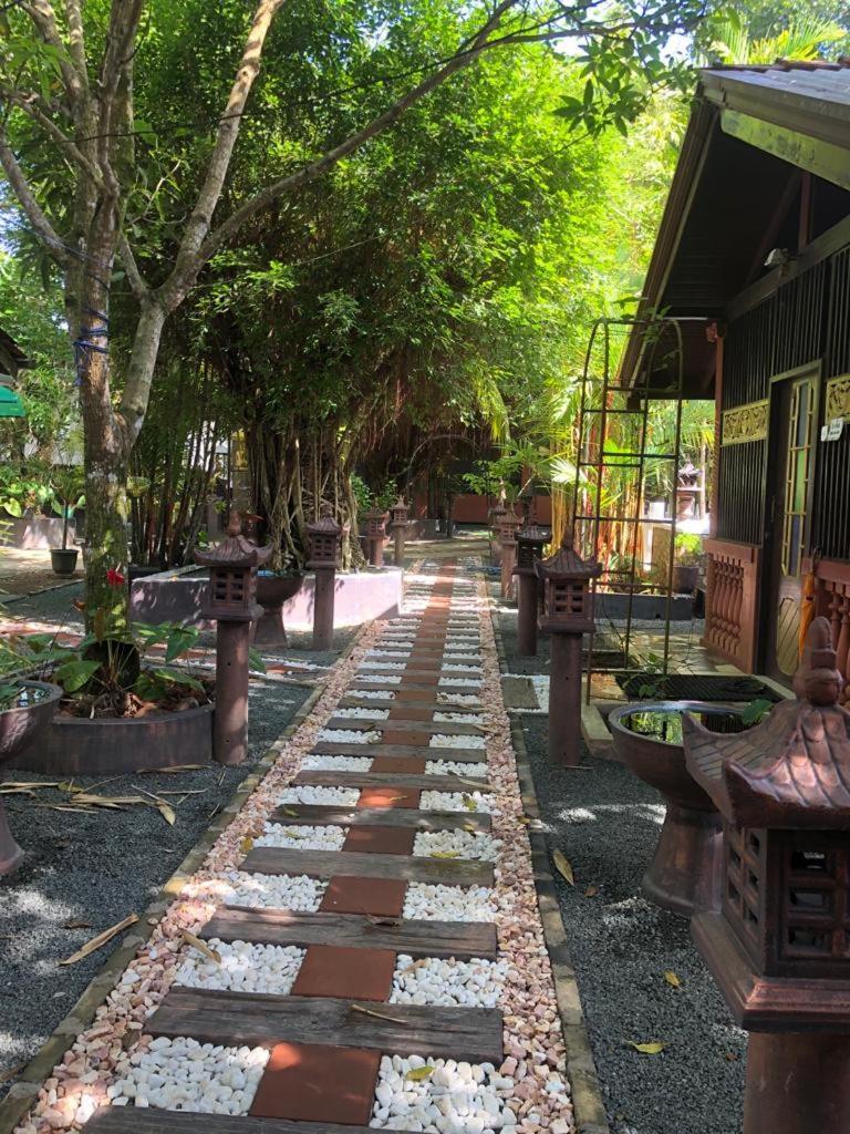 Madu River Edge Hotel Balapitiya Buitenkant foto