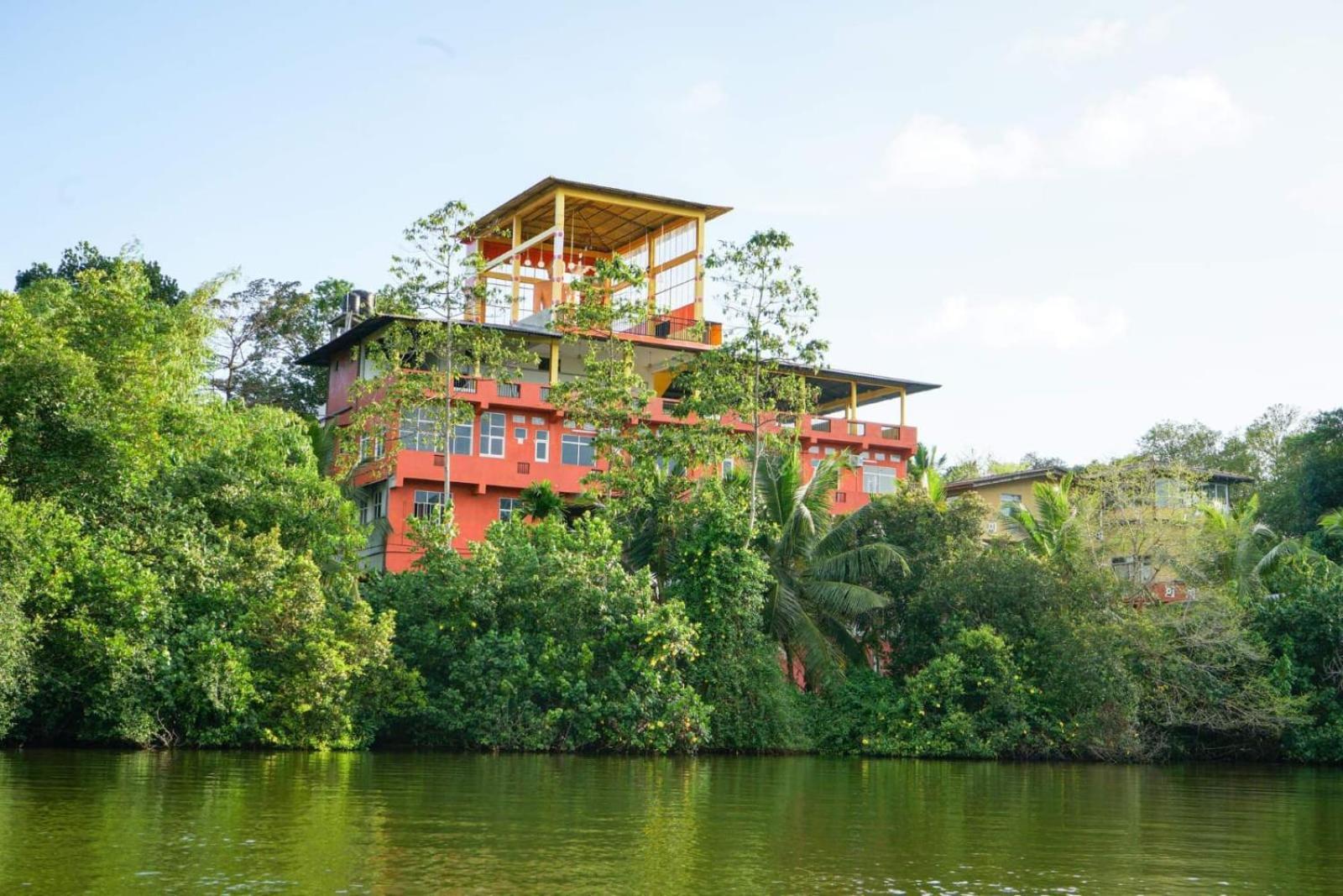 Madu River Edge Hotel Balapitiya Buitenkant foto